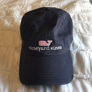 NWOT Vineyard Vines Hat